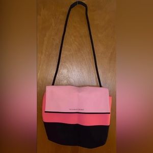 Victoria’s Secret Shoulder Thermal Bag